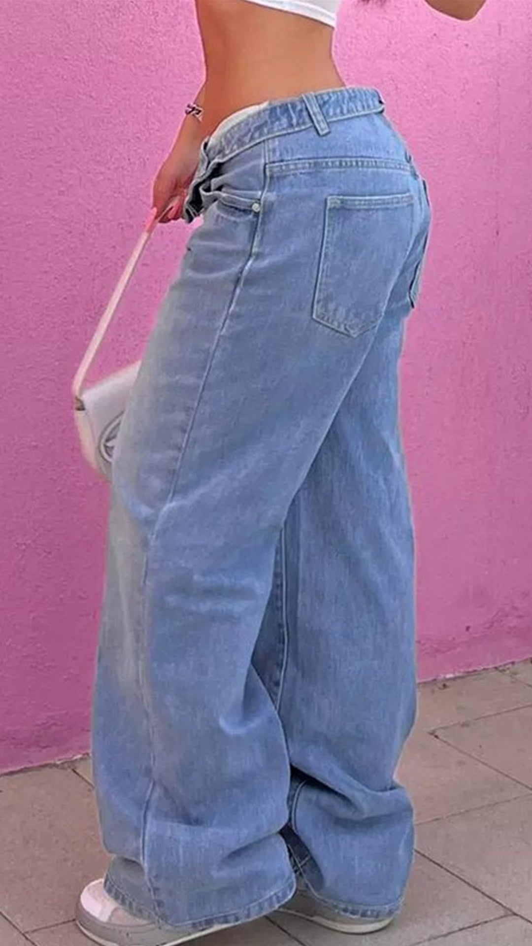 Baggy Jeans with Heat and a Flirty Edge