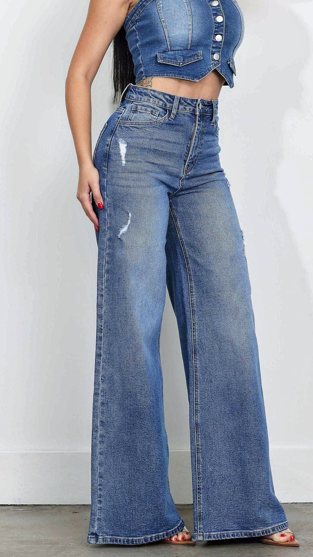 Wide Leg - Rigid With Comfort Stretch