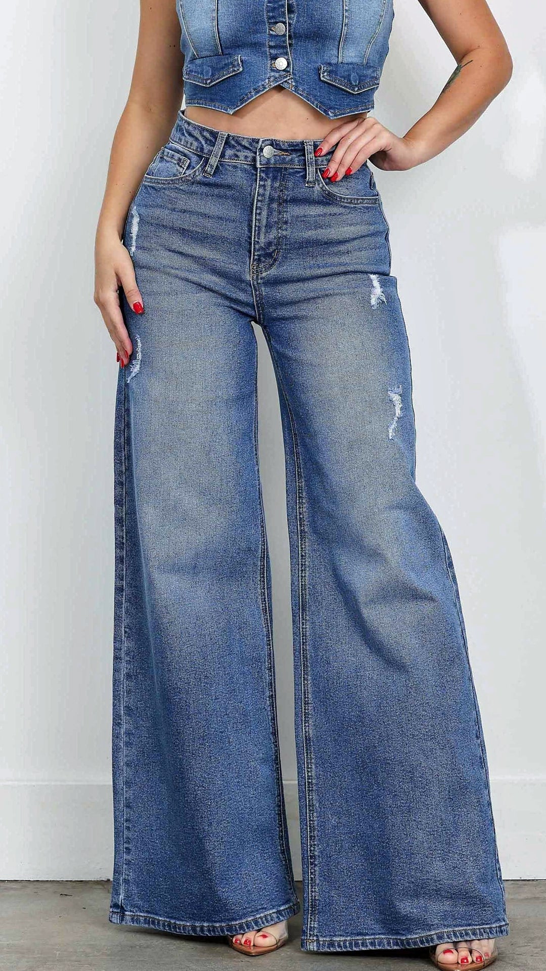 Wide Leg - Rigid With Comfort Stretch